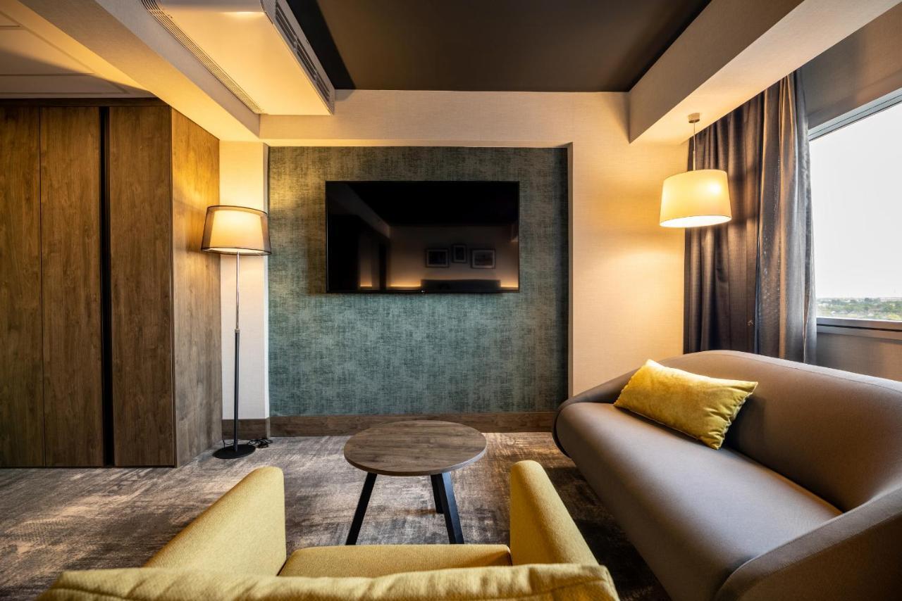 Hotel Osijek Luaran gambar