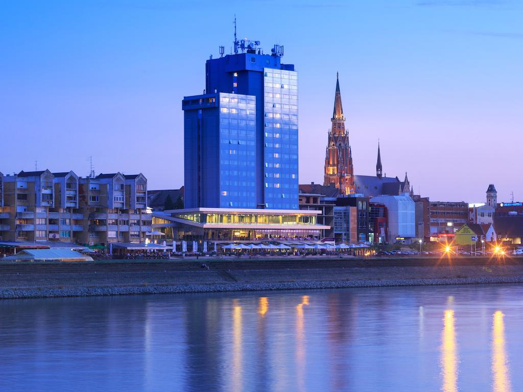 Hotel Osijek Luaran gambar